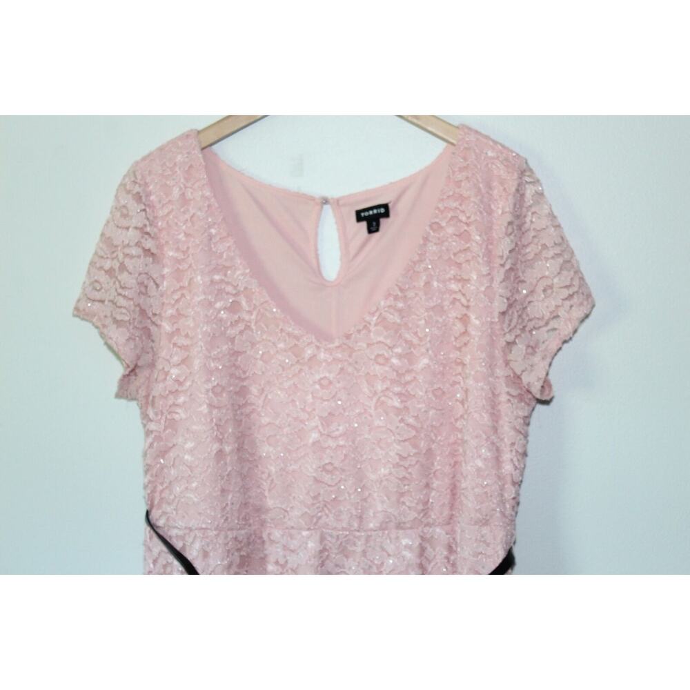 Torrid Sparkle Lace Skater Dress Belted V-Neck Pink Plus Size 2 2X *Read H13562 - Picture 3 of 16